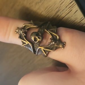 listing-status-banner